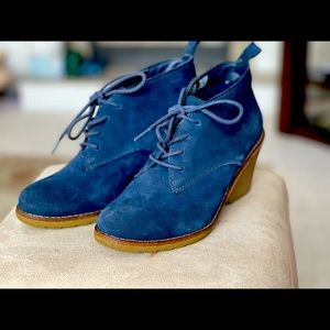 Bright navy blue leather boots